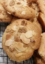 Ricetta Biscotti amaretti e pinoli