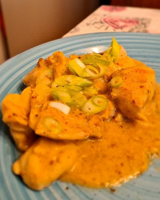 bocconcini di pollo con yogurt e senape