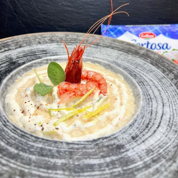Risotto con cremoso di Certosa al limone e gamberi rossi Al.Ta Cucina