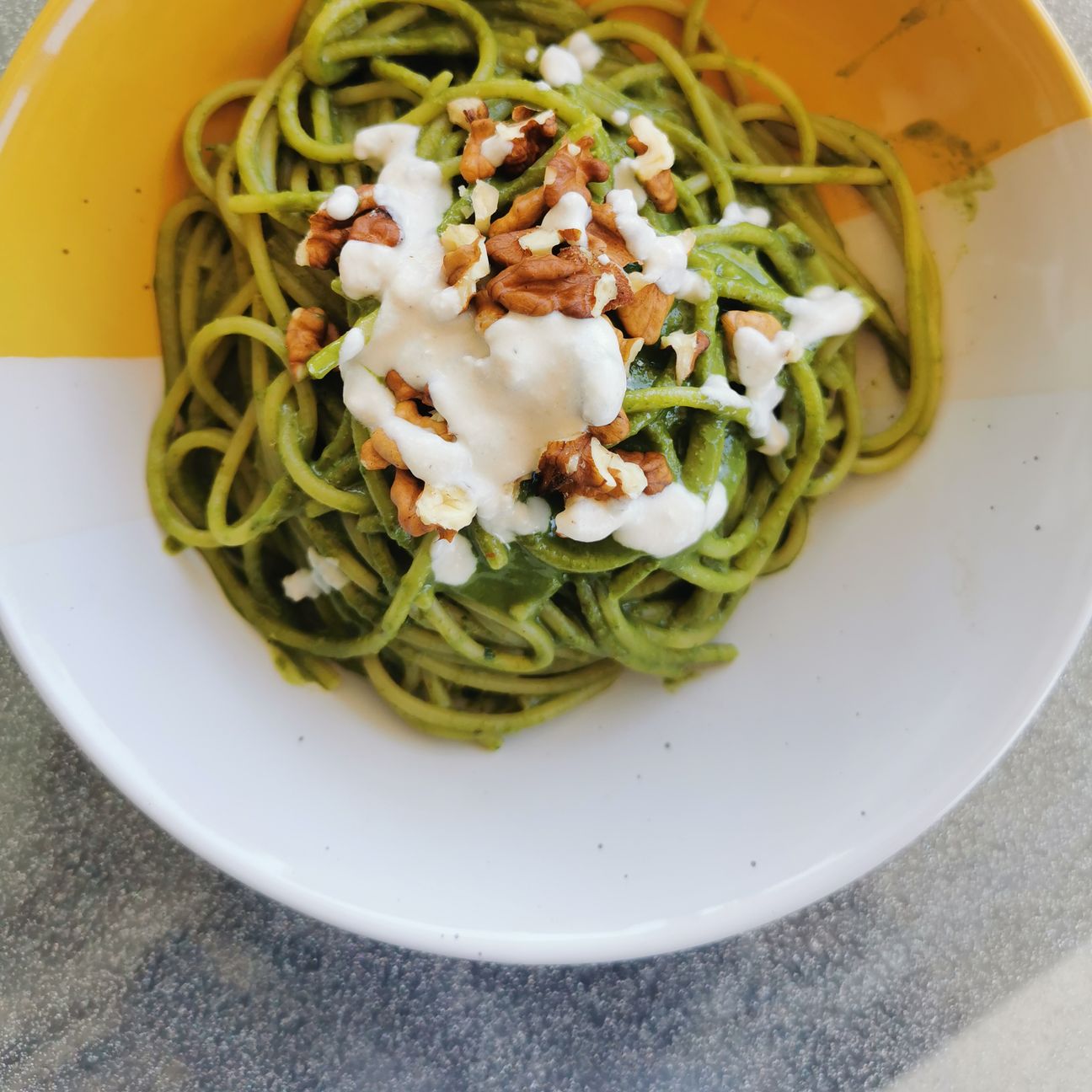 Spaghetti al pesto