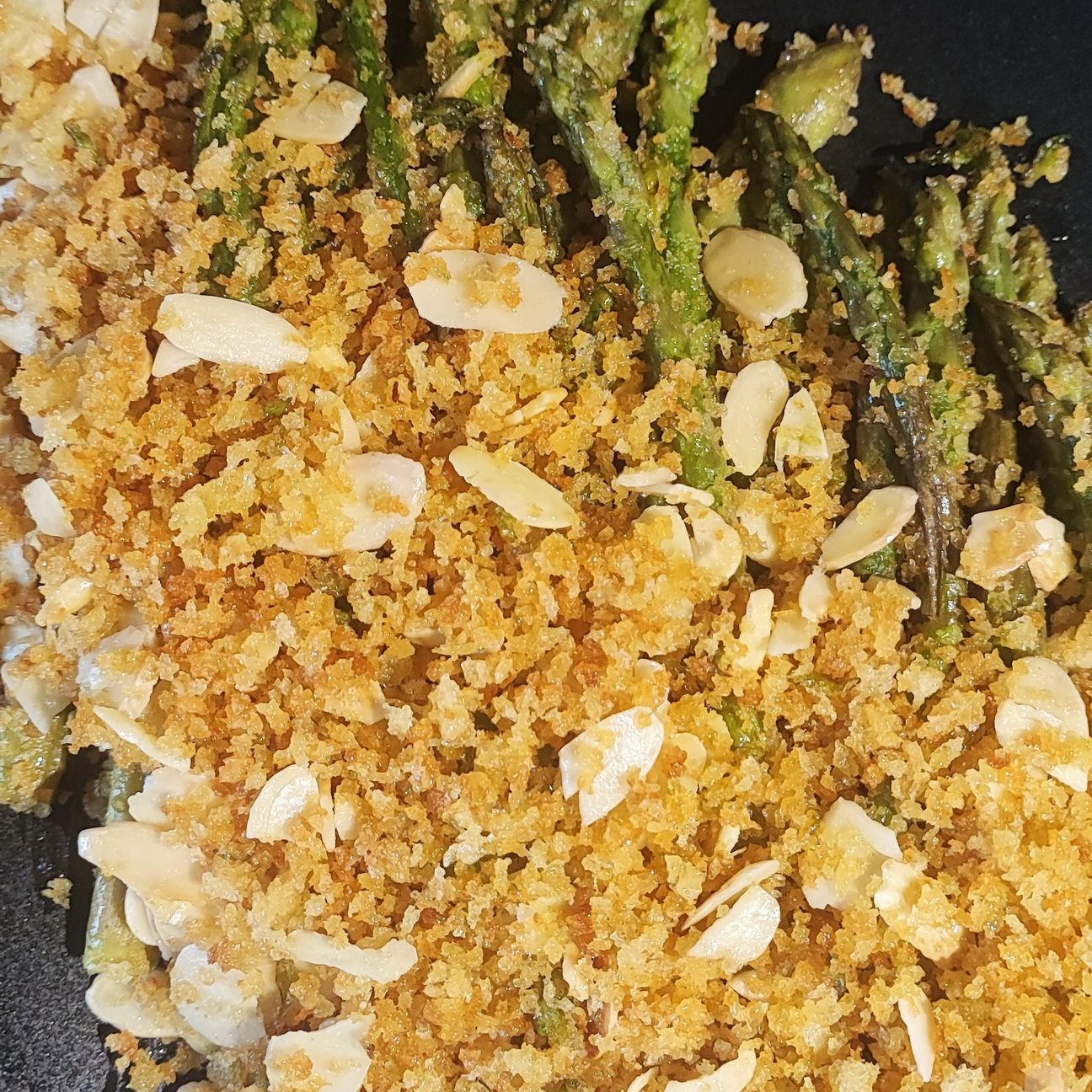 Asparagi alle mandorle