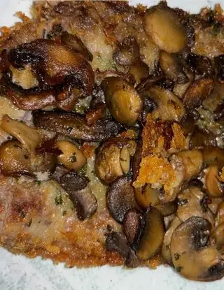 Ricetta COTOLETTA ALLA PALERMITANA CON FUNGHI MISTI E PORCINI di barbara_calo