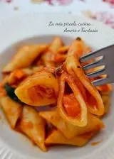 Ricetta Penne a candela con sugo al tonno