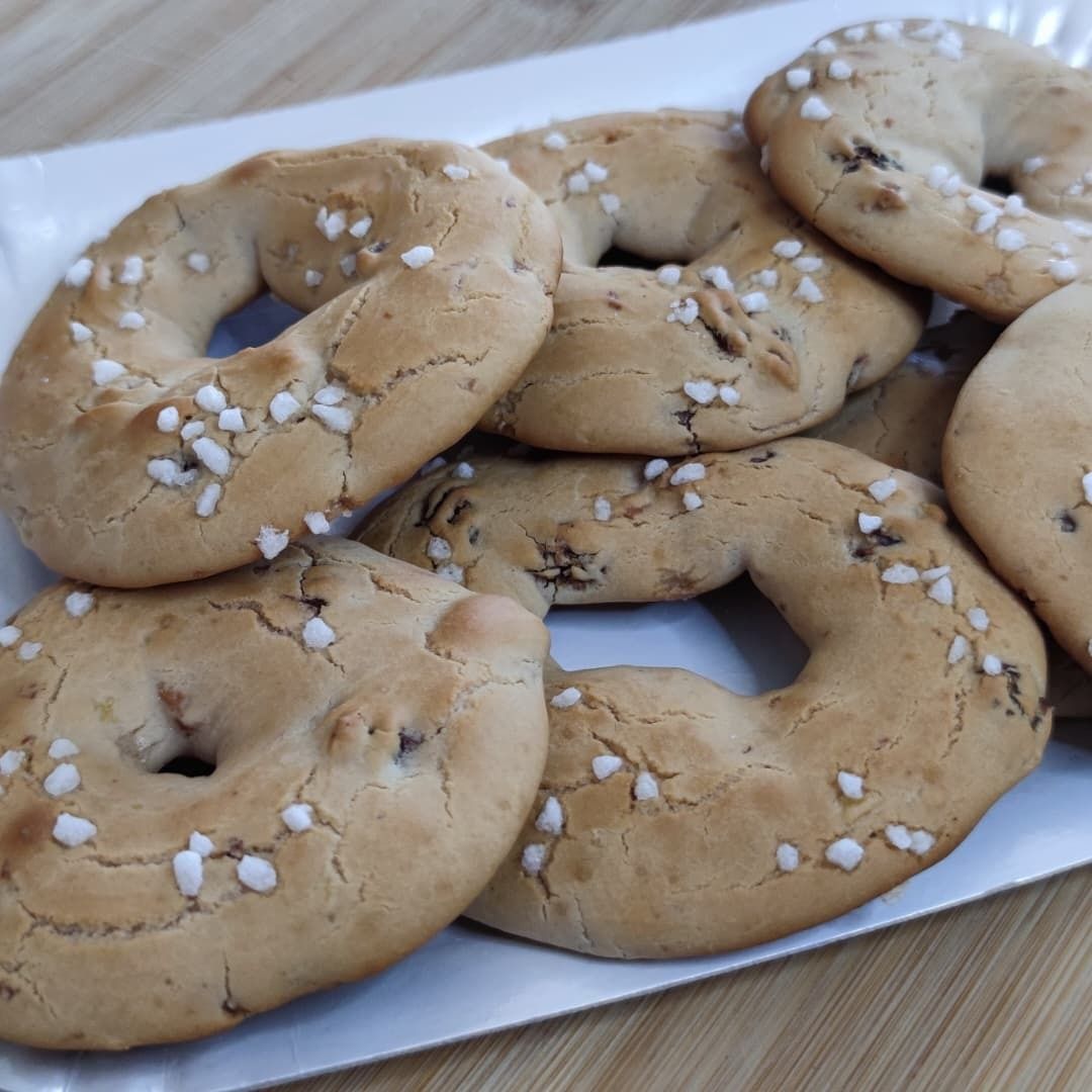 Ciambella biscotto allo yogurt e uvetta