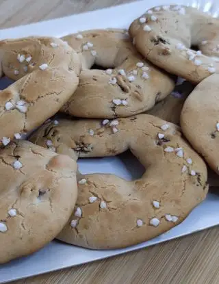 Ricetta Ciambella biscotto allo yogurt e uvetta di Ricette_in_un_click