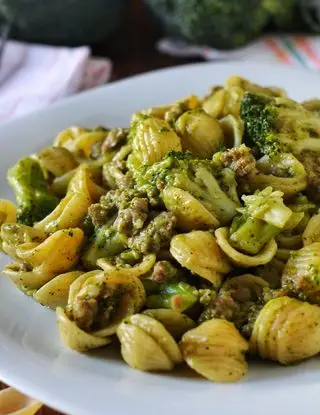 Ricetta Orecchiette con broccoli e salsiccia di ilpugliesechecucina