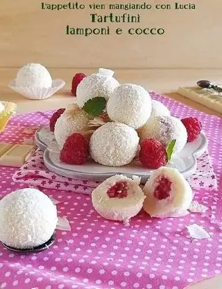 Ricetta Tartufini lamponi e cocco di luciapanico77
