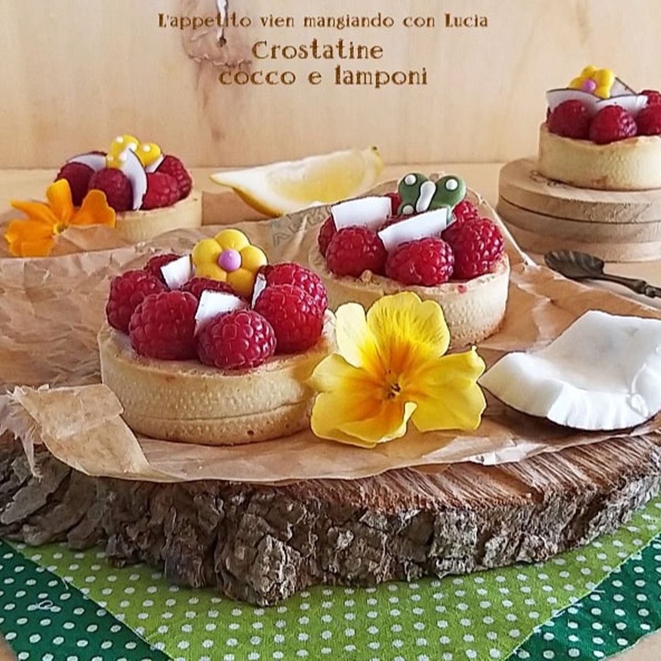 Crostatine cocco e lamponi