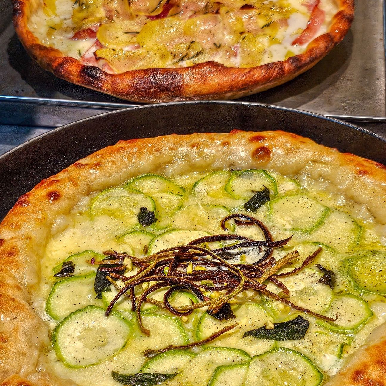 Pizza alla napoletana
