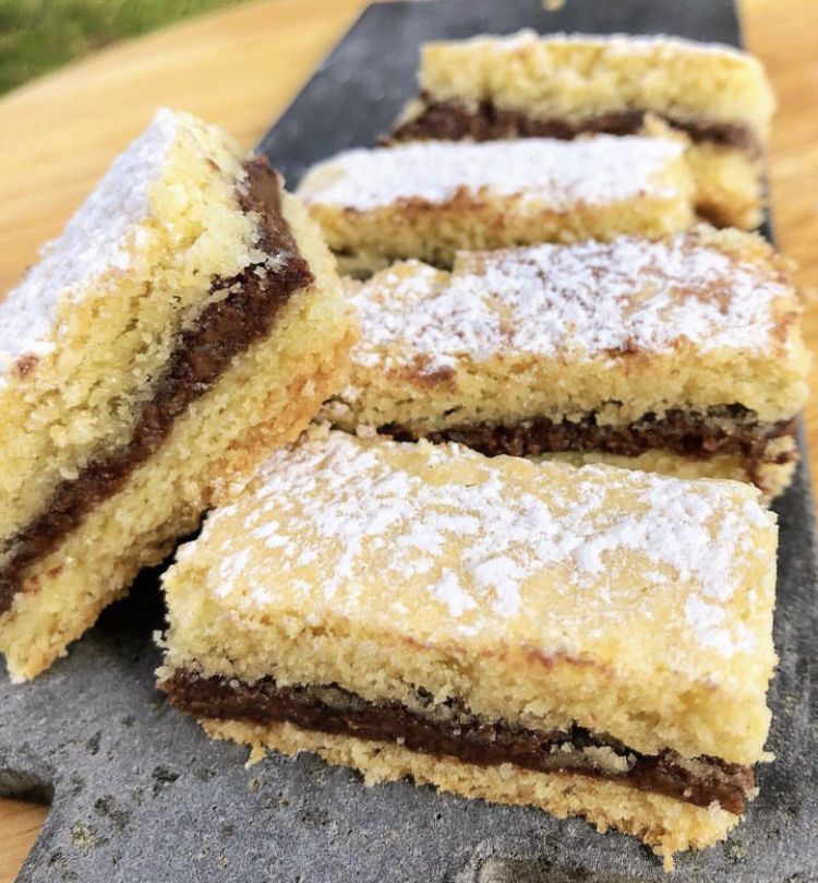 Biscotti ripieni alla Nutella