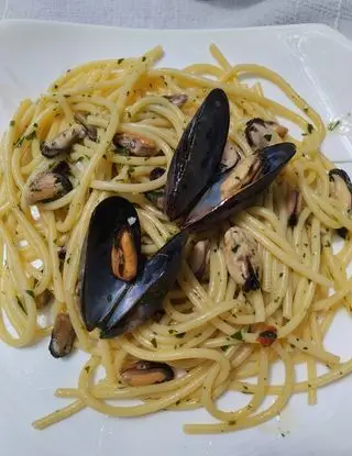 Ricetta Spaghettoni gluten free con cozze in bianco . di marchichef