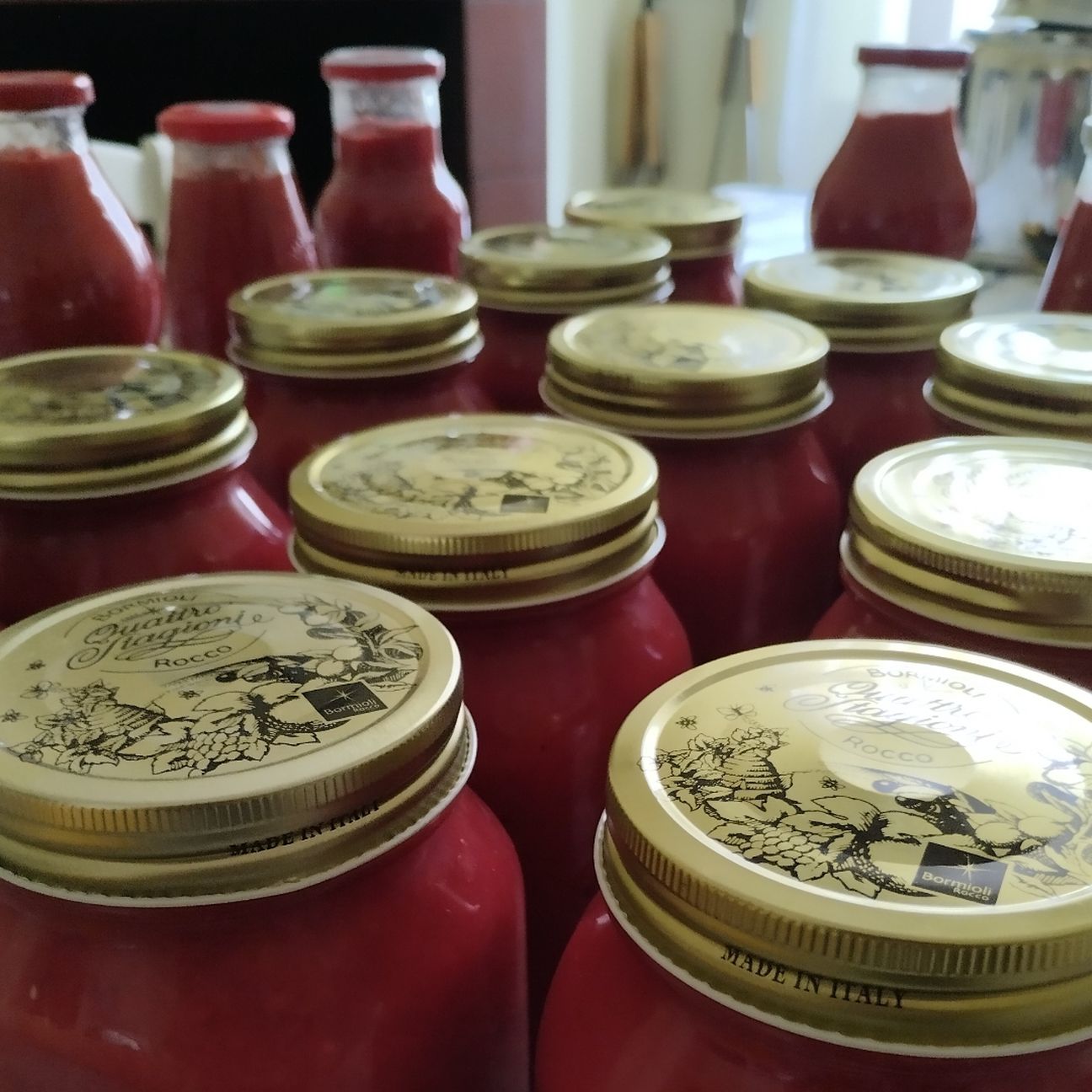 Produzione Salsa di Pomodoro senza adittivi e sale.
