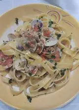 Ricetta Tagliatelle Gluten free con vongole e pomodorini