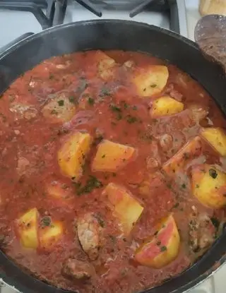 Ricetta Spezzatino con patate e salsa di nostra produzione di marchichef