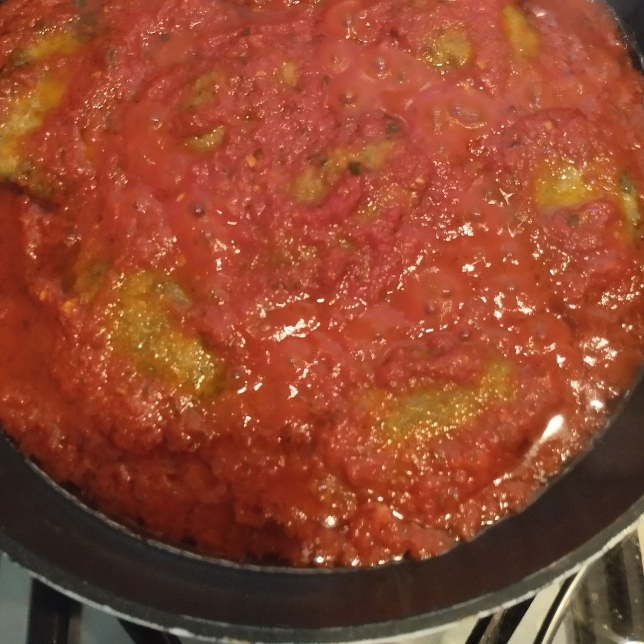 Polpette Gluten Free di carne di Vitellone con Salsa di pomodoro di nostra produzione
