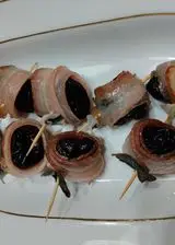 Ricetta Involtini di Prugne e bacon