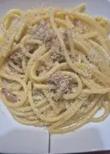 Ricetta Spaghettoni gluten free cremosi con noci, speck e pecorino romano