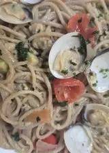 Ricetta Spaghetti al Teff gluten free con vongole e zucchine
