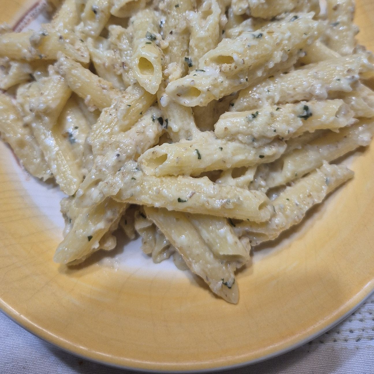 Penne gluten free con noci e pecorino romano