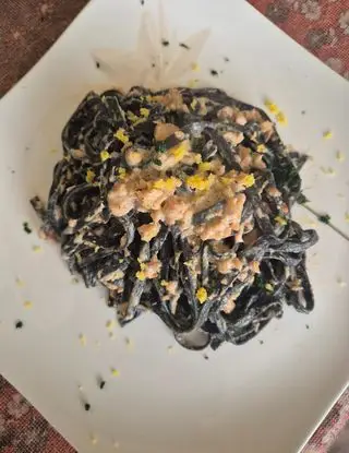 Ricetta Tagliatelle gluten free nero di seppia con Salmone di marchichef