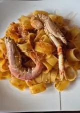 Ricetta Paccheri gluten free con crema di scampi e gamberi