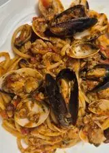 Ricetta Spaghetti gluten free al sugo di cozze e vongole