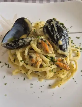 Immagine ricetta Pici gluten free con mandorle e cozze