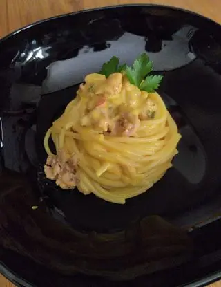 Ricetta Spaghetti con crema di parmigiano allo zafferano e salsiccia di giady.casellaa