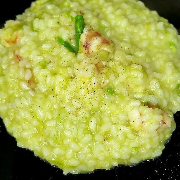 Risotto agli asparagi con gamberi argentini Al.ta Cucina