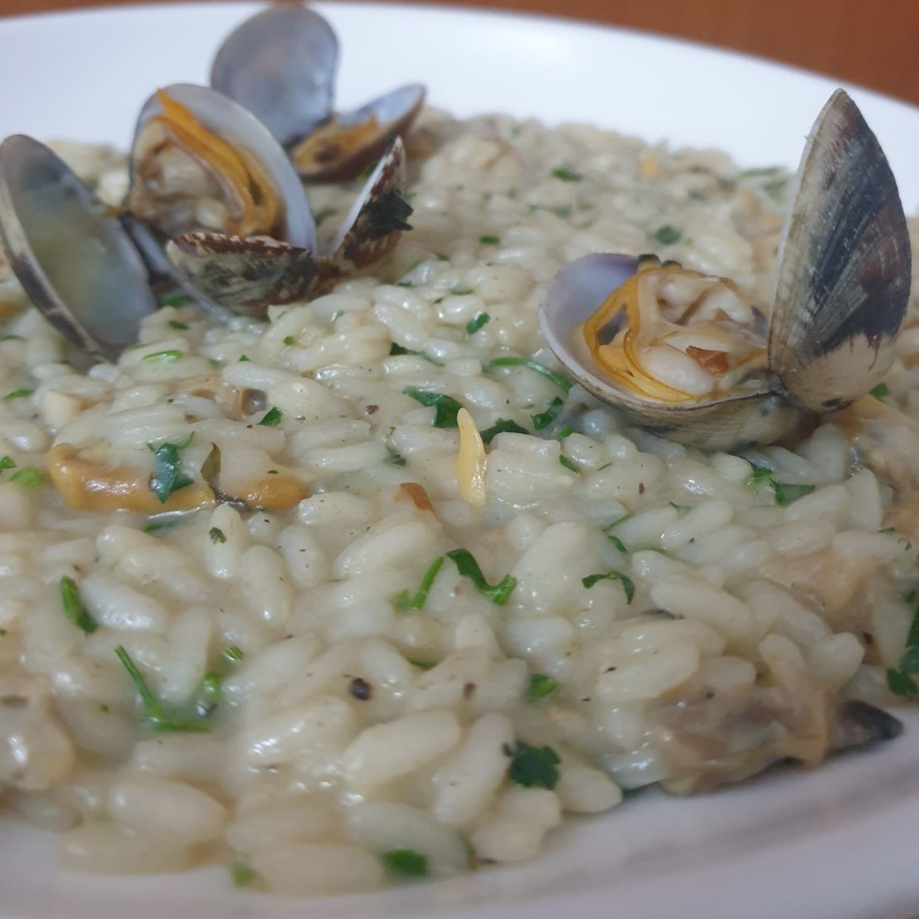 Risotto vongole e porcini
