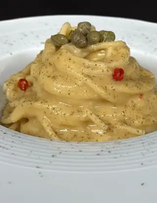 Ricetta Spaghetti con crema di ceci e polvere di capperi di sacla_italia