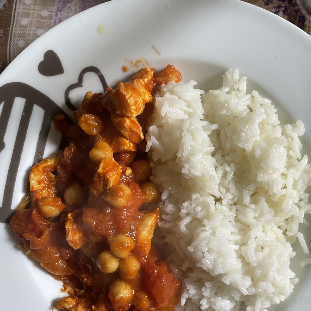 Riso con pollo ceci e curry