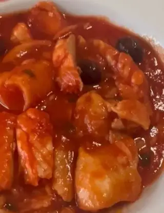 Ricetta Nasello di pesce con il sugo di deborahpistola95