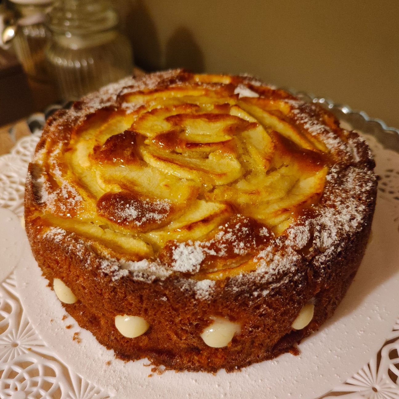 Torta di mele farcita