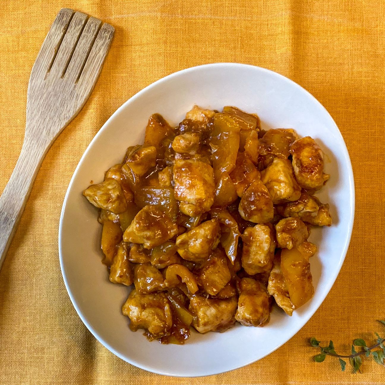 Pollo con peperoni alla paprika