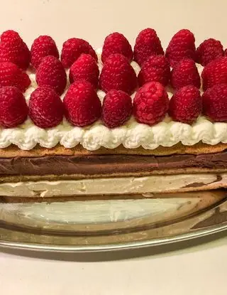 Ricetta Mattonella ai due cioccolati con lamponi di crema_al_pistacchio