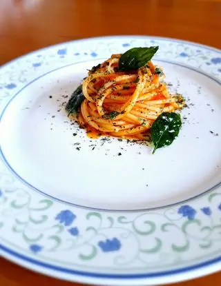 Ricetta Spaghetti pomodoro e polvere di basilico di osteriadalele