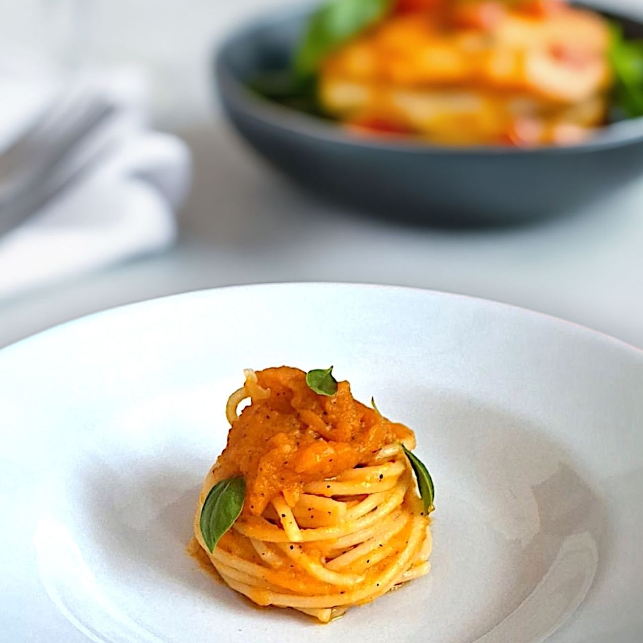 Spaghetti crema di batata e basilico