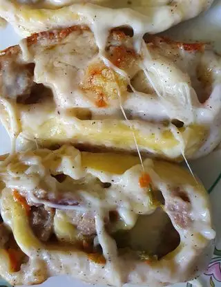 Ricetta Nidi di rondine con salsiccia, fiori di zucca e scamorza di francesca6386