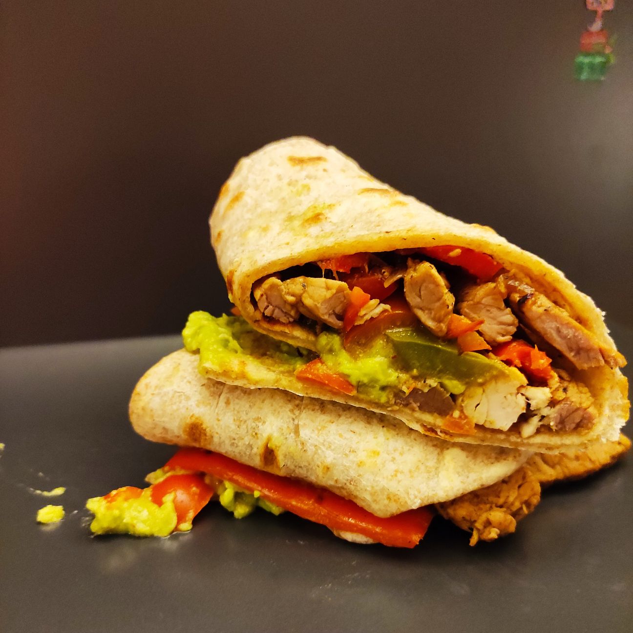 Fajitas di manzo e pollo e tortillas integrali