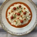 Ricetta Risotto alla bufala con crema di pomodorini e plum