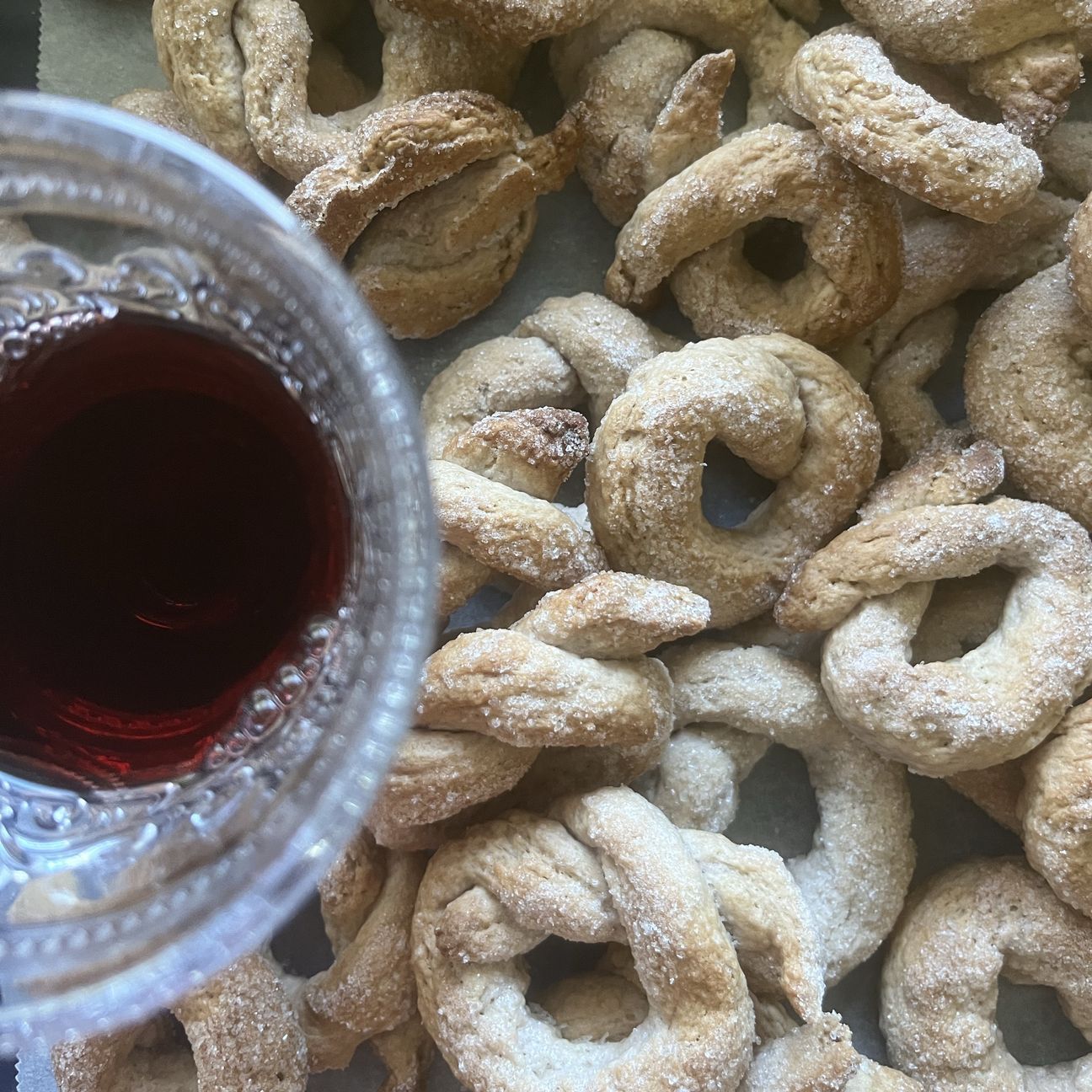Ciambelline al vino rosso