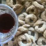 Ricetta Ciambelline al vino rosso