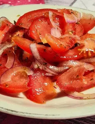 Ricetta Insalata di pomodori con cipolla di Steve81