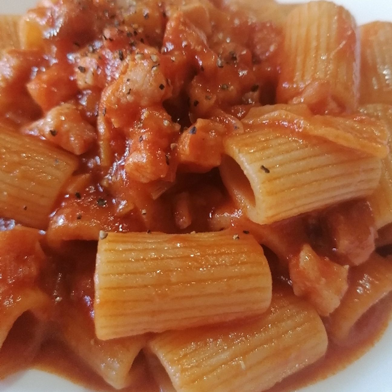 Pasta al sugo di Porri e Pancetta