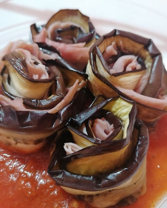Rose di Melanzane e Prosciutto
