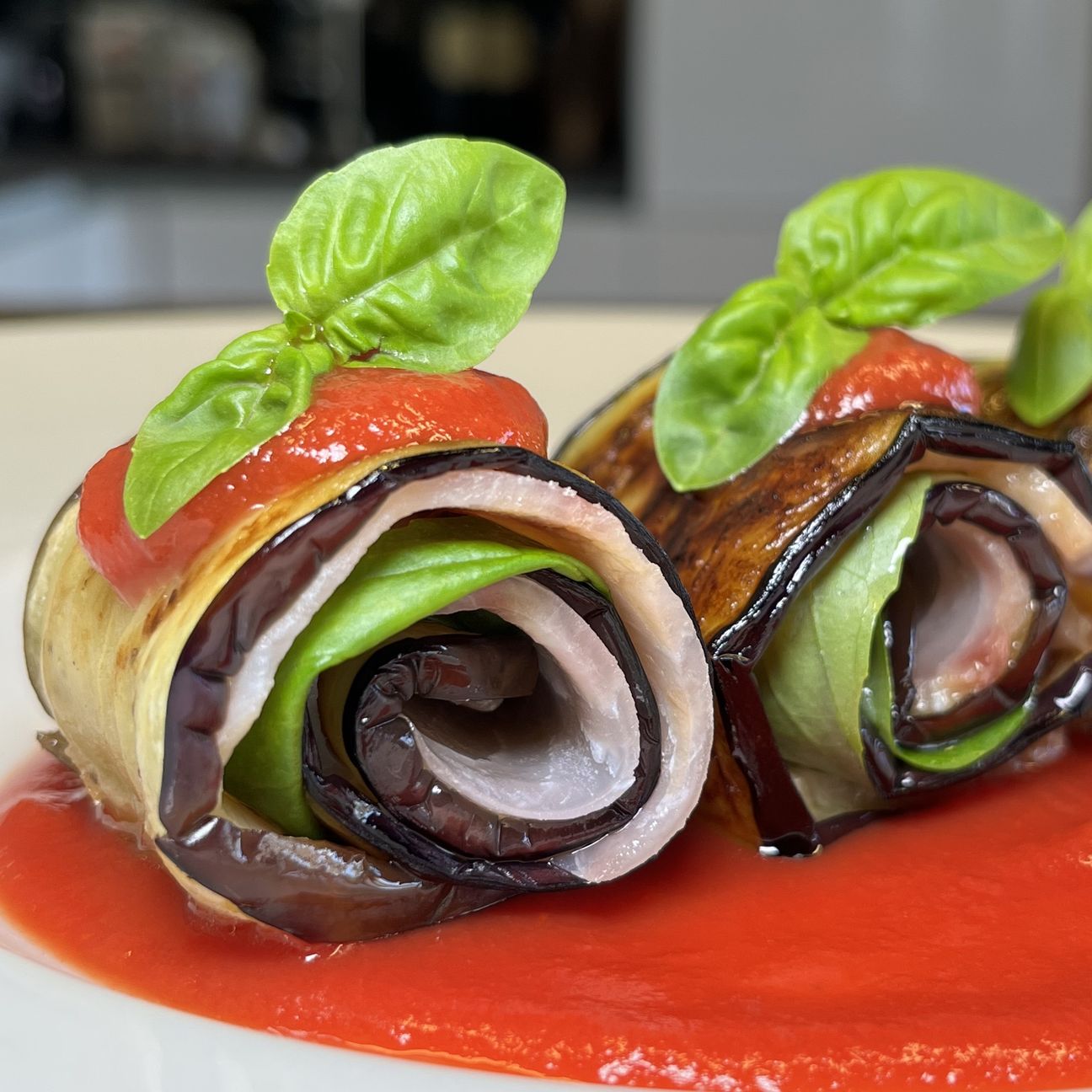 Rotolini di melanzane e pesce spada