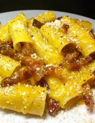 Ricetta Rigatoni alla Carbonara di unastellaincucina