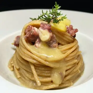 Ricetta Spaghetti integrali con polpo e patate