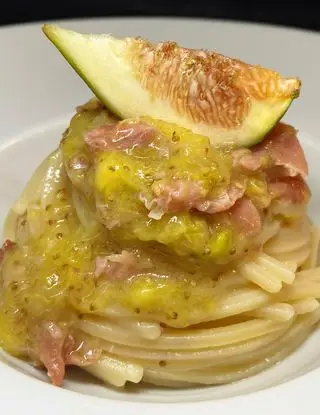 Ricetta Chitarra con fichi e speck di unastellaincucina